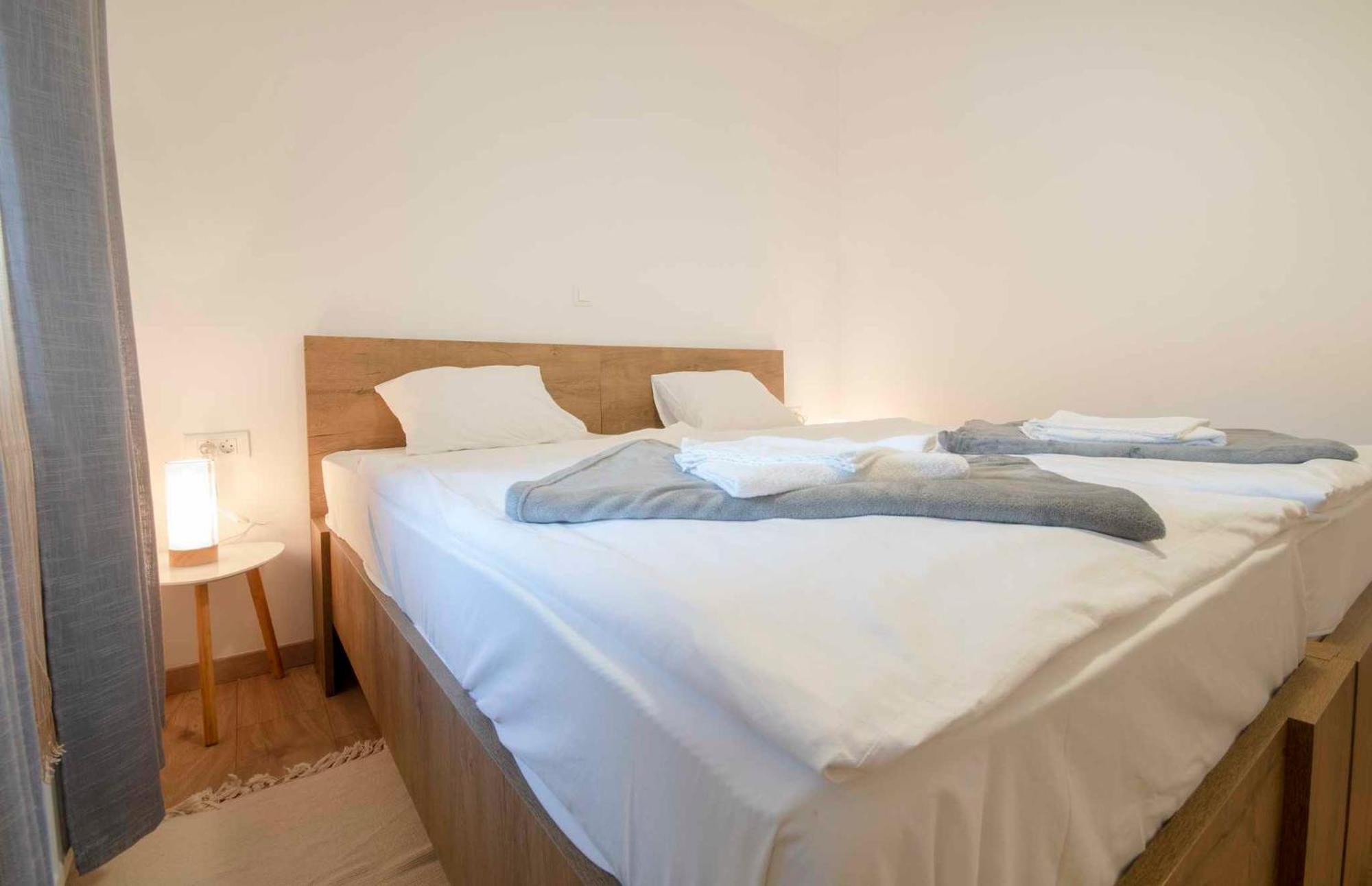 Apartment Nina Слунь Екстер'єр фото